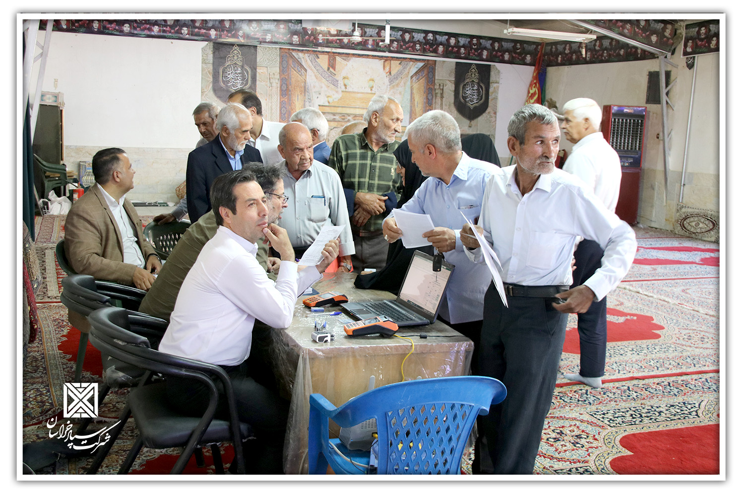 8 2 - گزارش تصویری؛ استقبال و مشارکت سهامداران محترم شهرستان کاشمر از گام دوم افزایش سرمایه و حضور مدیران شرکت سپاد خراسان در آن شهرستان مورخه 1403/7/1