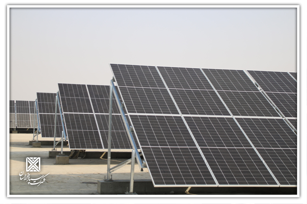 05 1030x686 - بازدید هیئت مدیره، مدیرعامل و مدیران شرکت سپاد خراسان از مراحل نصب پنل های نیروگاه خورشیدی 750 کیلوواتی مجتمع های تجاری الماس شرق و وصال