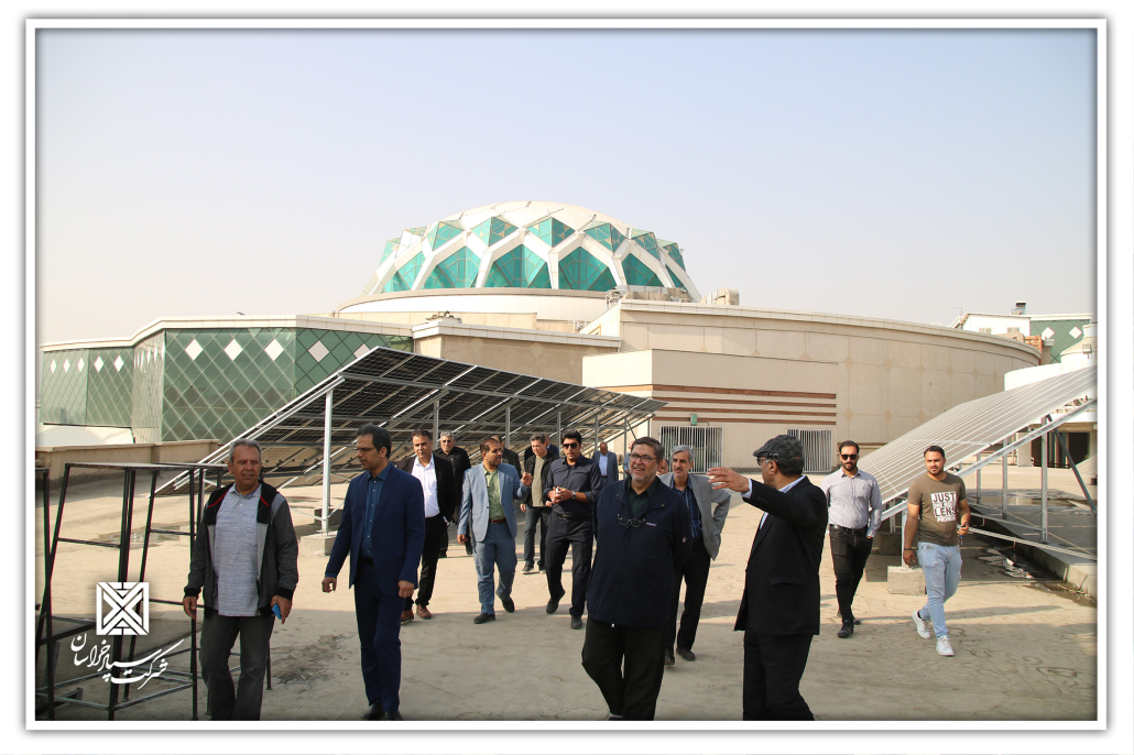 09 1030x686 - بازدید هیئت مدیره، مدیرعامل و مدیران شرکت سپاد خراسان از مراحل نصب پنل های نیروگاه خورشیدی 750 کیلوواتی مجتمع های تجاری الماس شرق و وصال
