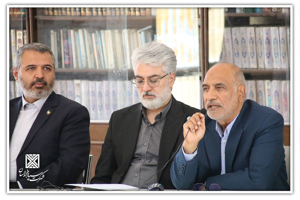 102 1030x686 - گزارش تصویری بازدید ریاست و عضو شورای اسلامی شهر مشهد و شهردار منطقه 2 از منطقه تجاری گردشگری سپاد و نشست صمیمی با کسبه بازار بین المللی شهید کاوه